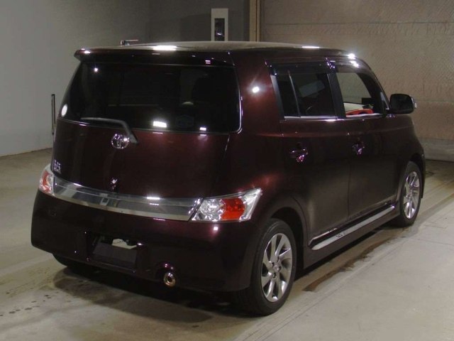 TOYOTA BB 2015