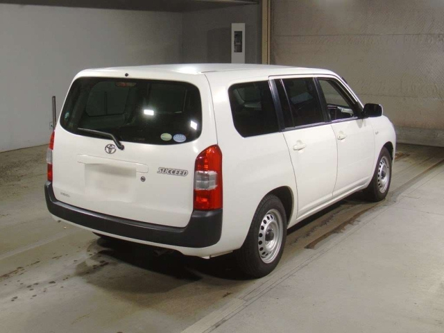 TOYOTA SUCCEED 2019