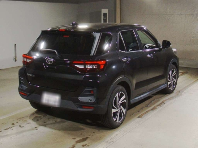 TOYOTA RAIZE 2021