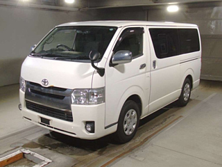 TOYOTA HIACE VAN 2018