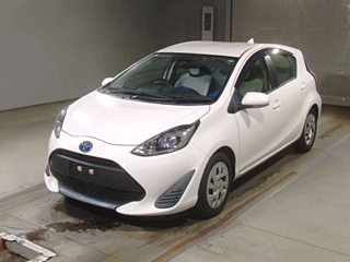 TOYOTA AQUA 2020