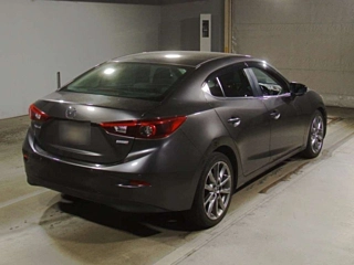 MAZDA AXELA 2017