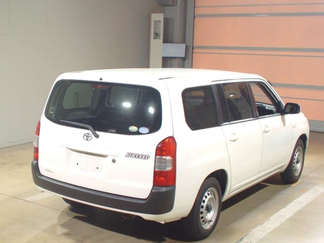 TOYOTA SUCCEED 2019
