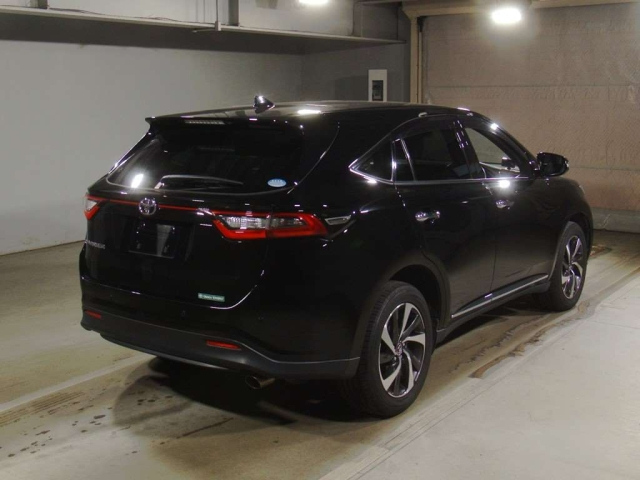 TOYOTA HARRIER 2018