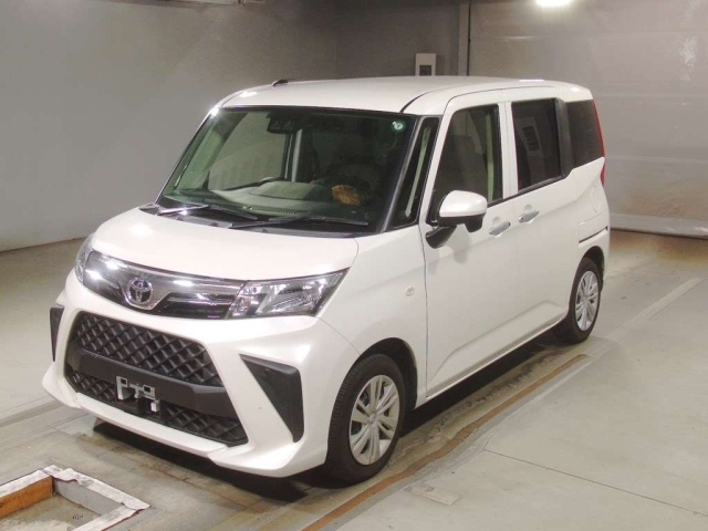 TOYOTA ROOMY 2021