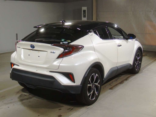 TOYOTA C-HR 2018