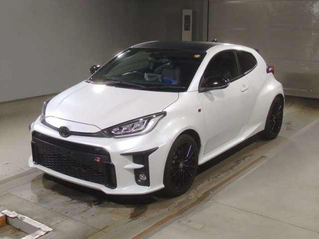 TOYOTA YARIS 2021