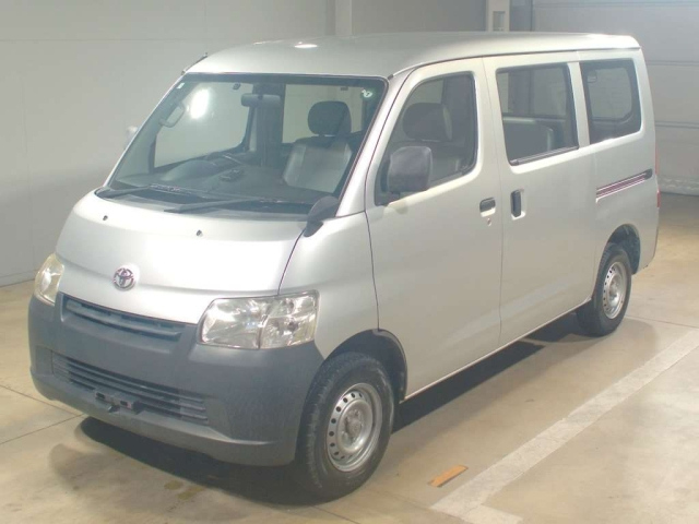 TOYOTA TOWN ACE VAN 2018
