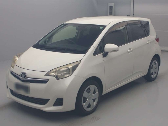 TOYOTA RACTIS 2012