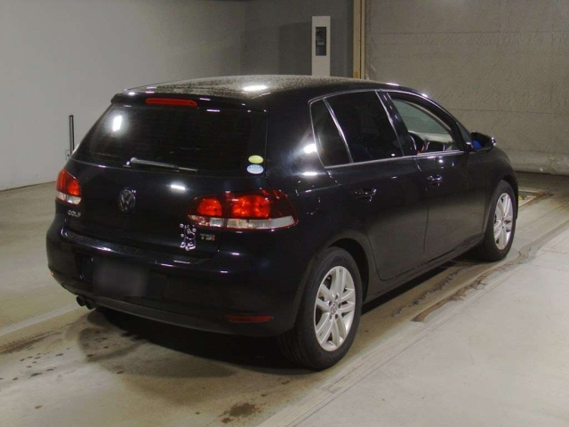 VOLKSWAGEN GOLF 2011