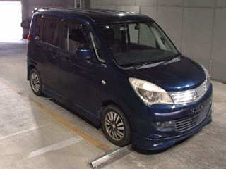 MITSUBISHI DELICA D2