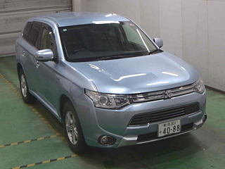 MITSUBISHI OUTLANDER PHEV