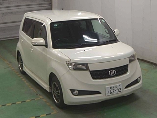 TOYOTA BB