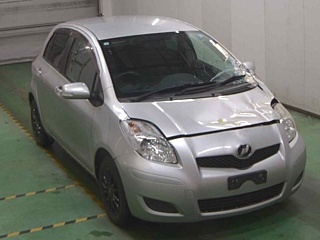 TOYOTA VITZ