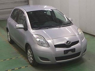TOYOTA VITZ