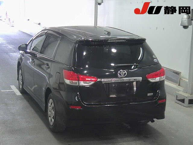 TOYOTA WISH 2009