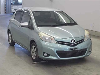TOYOTA VITZ