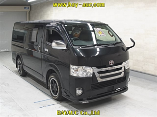 TOYOTA HIACE VAN