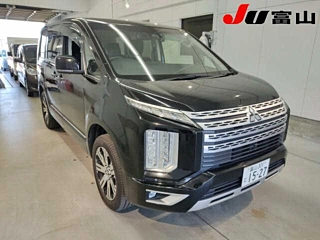 MITSUBISHI DELICA D5