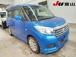 MITSUBISHI DELICA D2