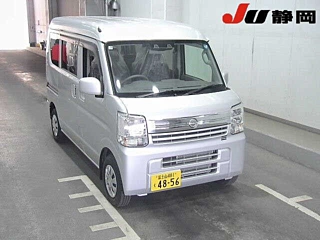 NISSAN CLIPPER VAN