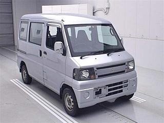 MITSUBISHI MINICAB VAN