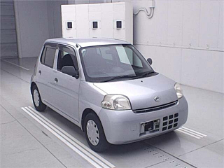 DAIHATSU ESSE