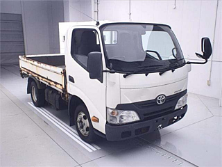 TOYOTA DYNA