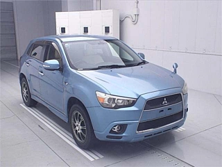 MITSUBISHI RVR