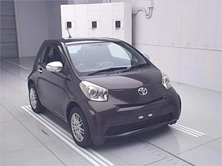 TOYOTA IQ