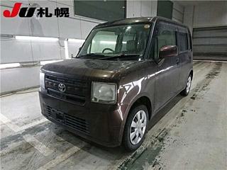 TOYOTA PIXIS SPACE