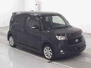 TOYOTA BB