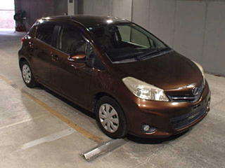 TOYOTA VITZ