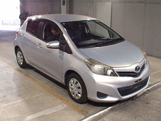 TOYOTA VITZ