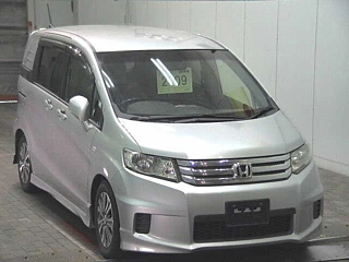 HONDA FREED