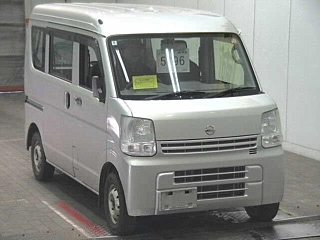 NISSAN CLIPPER VAN