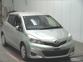 TOYOTA VITZ