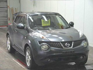 NISSAN JUKE