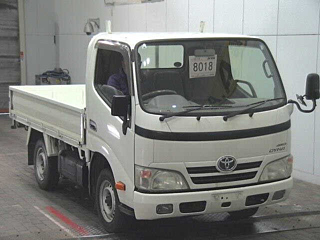 TOYOTA DYNA
