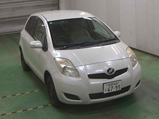 TOYOTA VITZ