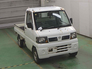 NISSAN CLIPPER TRUCK