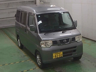 NISSAN CLIPPER VAN