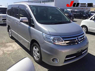 NISSAN SERENA
