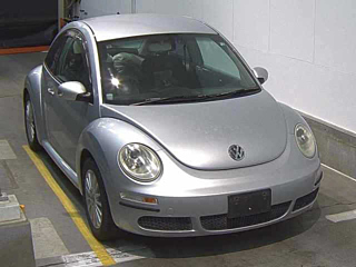 VOLKSWAGEN NEW BEETLE