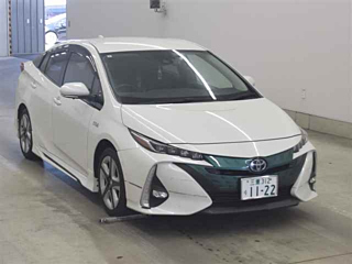 TOYOTA PRIUS PHV