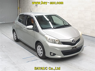 TOYOTA VITZ