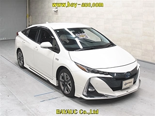 TOYOTA PRIUS PHV