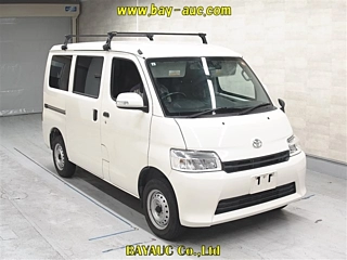 TOYOTA TOWN ACE VAN