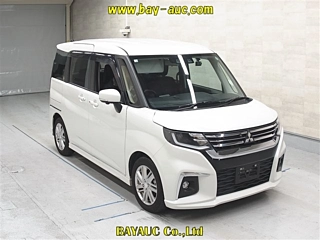 MITSUBISHI DELICA D2