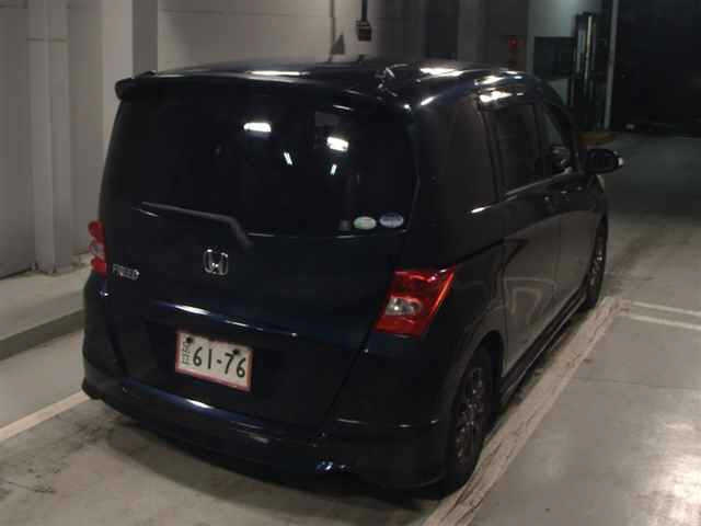 HONDA FREED 2009